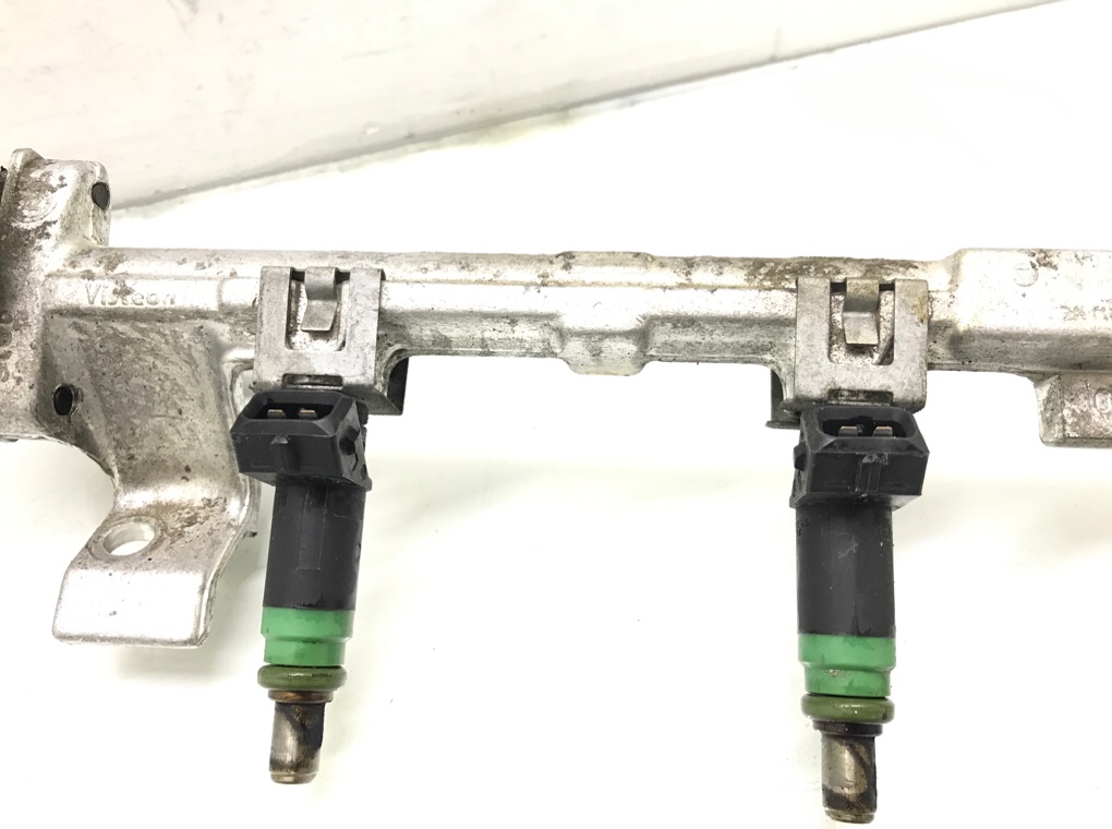 Топливная рампа бу для Ford Focus 1 1.6 i,  2002 г.