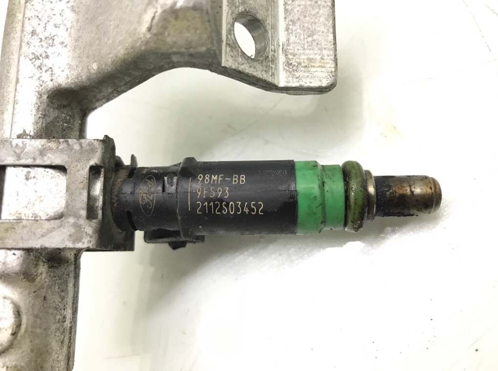 Топливная рампа бу для Ford Focus 1 1.6 i,  2002 г.