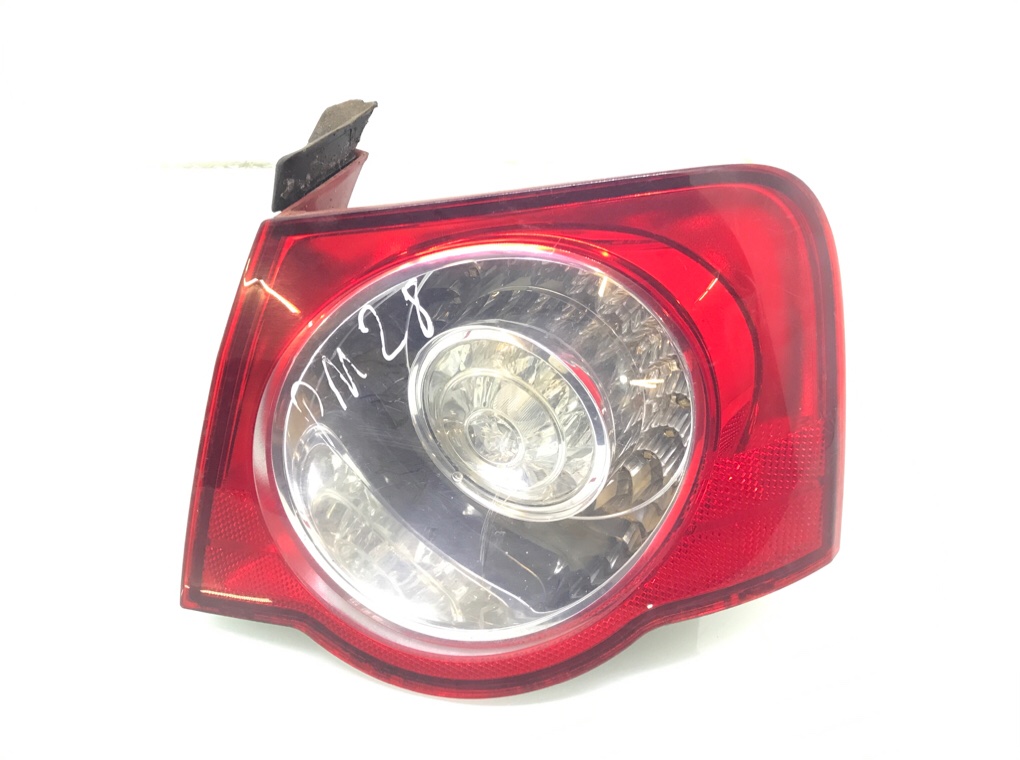 Фонарь задний правый бу для Volkswagen Passat B6 2.0 TDi, 2009 г.
