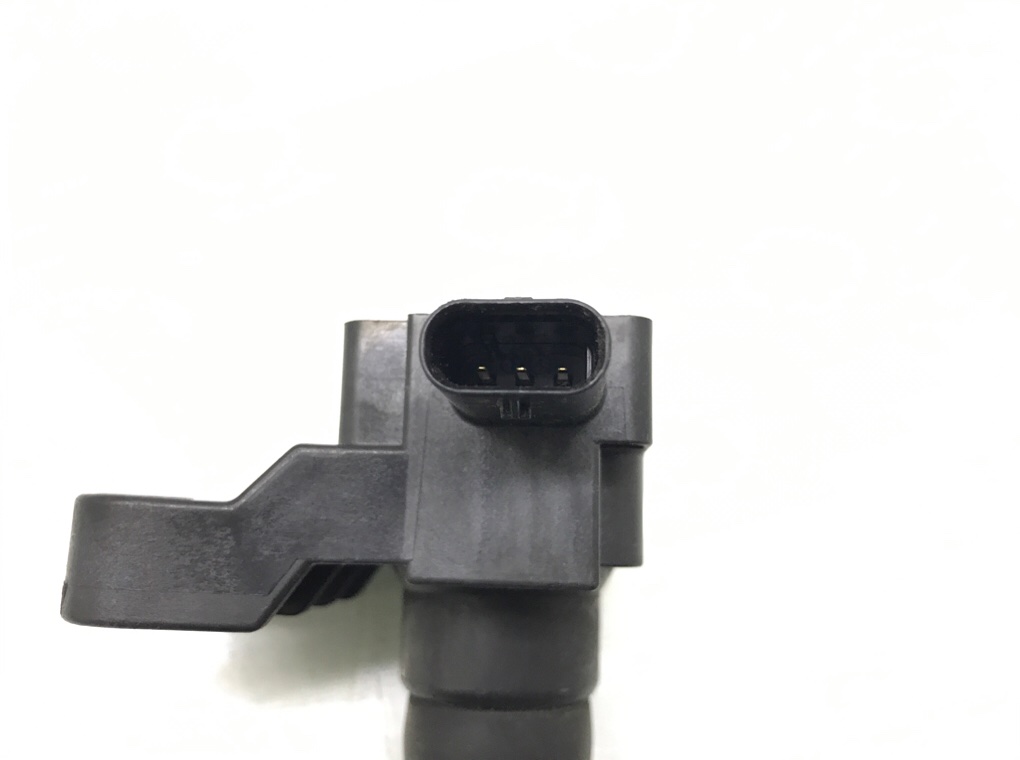 Катушка зажигания бу для Ford Focus 3 1.0 Ti, 2014 г. Катушка зажигания бу для Ford Focus 3 1.0 Ti, 2014 г.