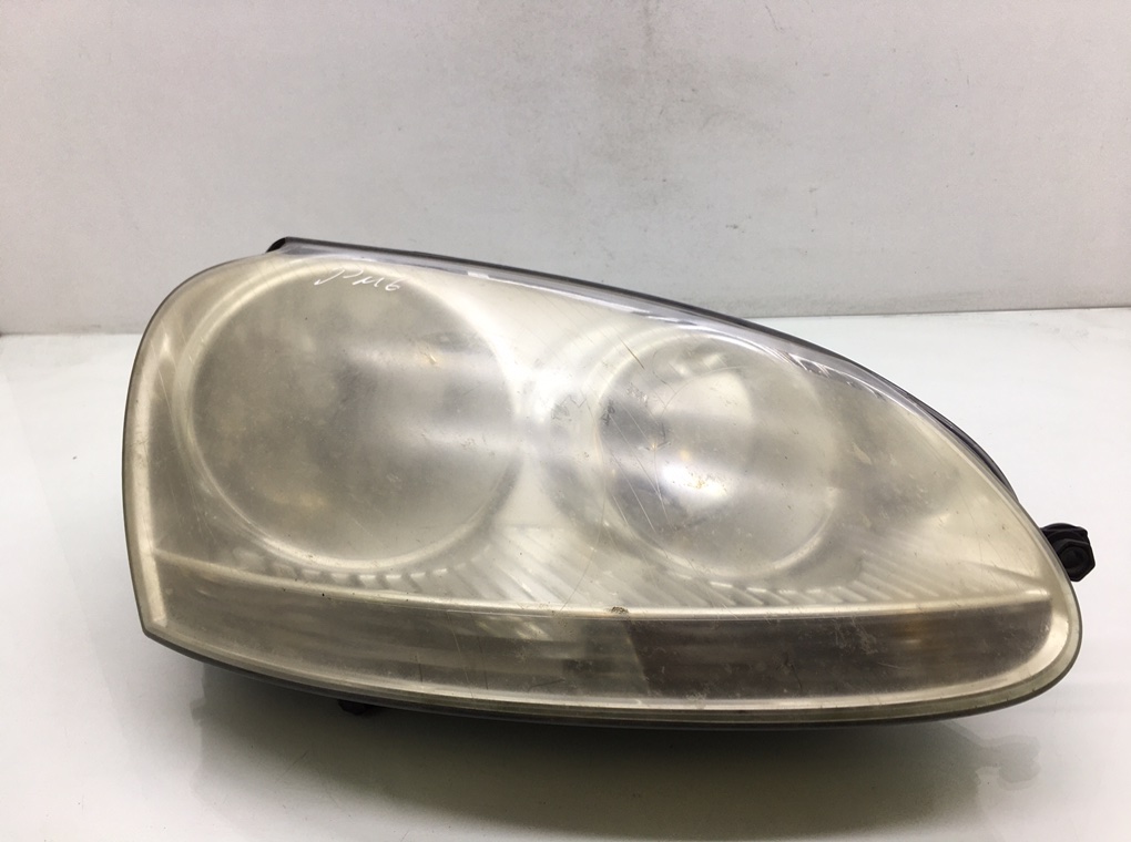 Фара правая бу для Volkswagen Golf 5 1.4 i, 2006 г.