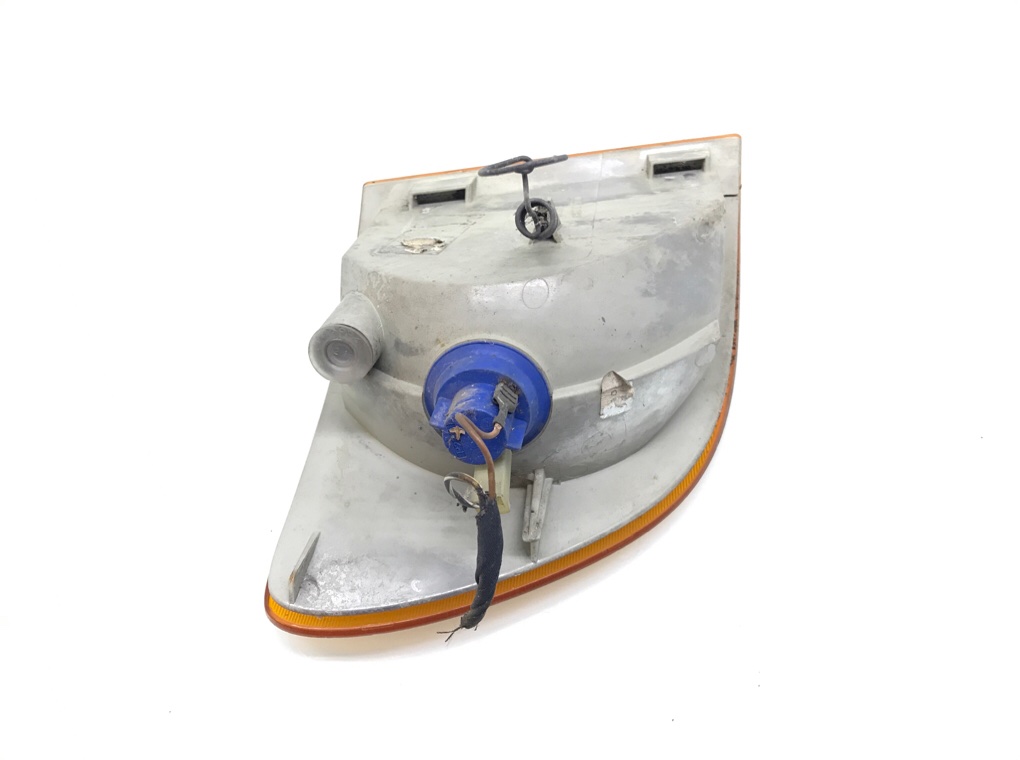 Поворотник левый бу для Mercedes Vito W638 ,  2000 г.