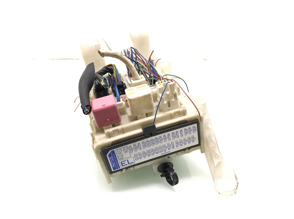 Блок предохранителей бу для Toyota Auris  2.0 D-4D,  2008 г.