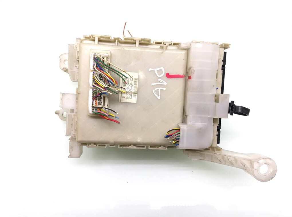 Блок предохранителей бу для Toyota Auris  2.0 D-4D,  2008 г.