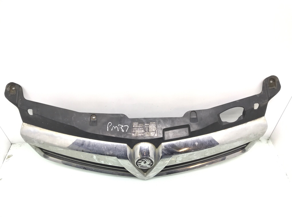 Решетка радиатора бу для Opel Astra H 1.3 CDTi,  2010 г.