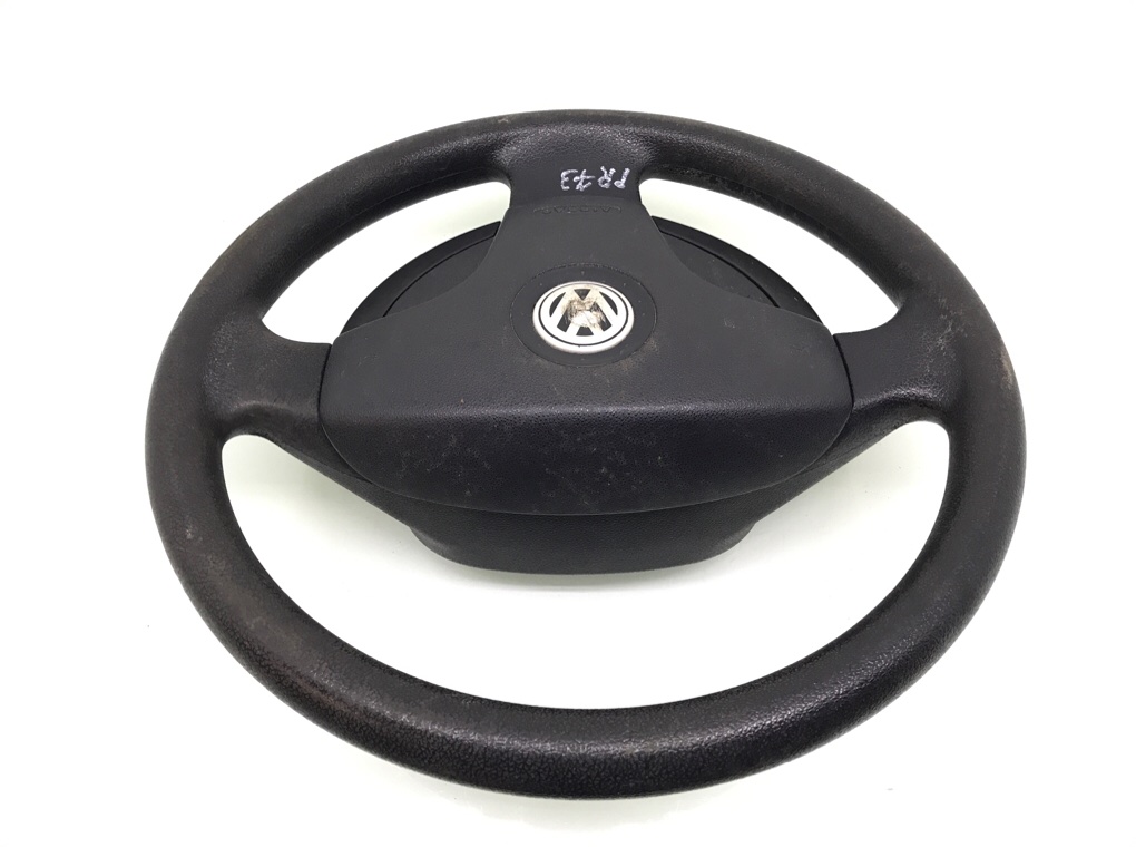 Руль бу для Volkswagen Fox 1.2 i, 2006 г. Руль бу для Volkswagen Fox 1.2 i, 2006 г.