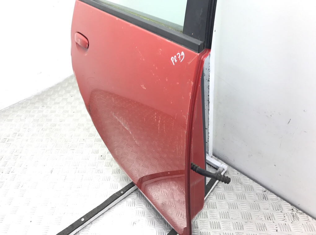 Дверь задняя правая бу для Mitsubishi Colt  1.3 i,  2009 г.