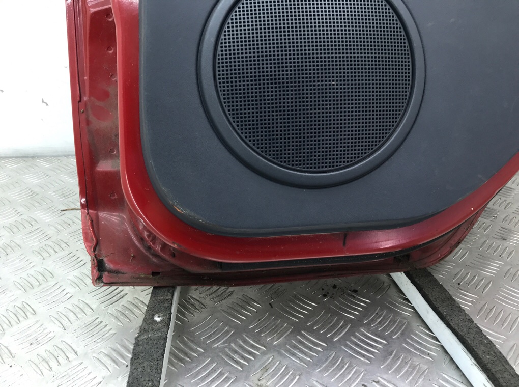 Дверь задняя правая бу для Mitsubishi Colt  1.3 i,  2009 г.