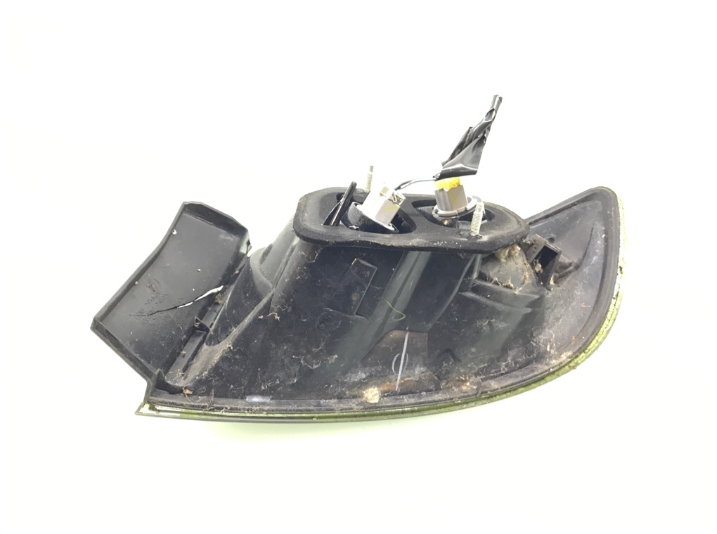 Фонарь задний левый бу для Mazda 3 BK 1.6 i, 2005 г. Фонарь задний левый бу для Mazda 3 BK 1.6 i, 2005 г.