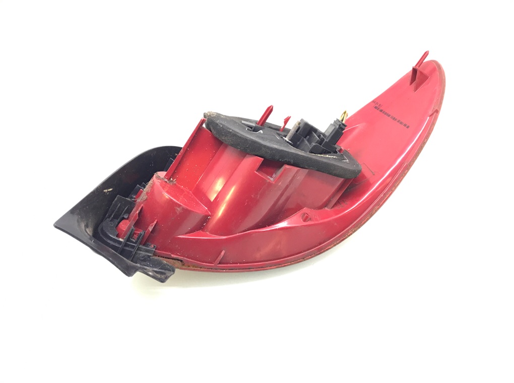 Фонарь задний левый бу для Peugeot 206 CC 1.6 i,  2005 г.