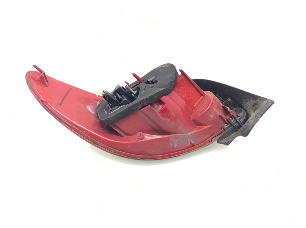 Фонарь задний правый бу для Peugeot 206 CC 1.6 i,  2005 г.