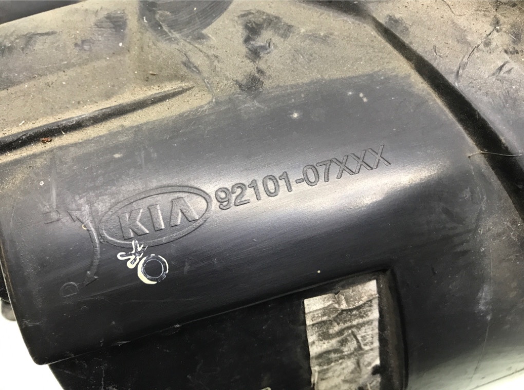 Фара левая бу для Kia Picanto  1.1 i,  2010 г.