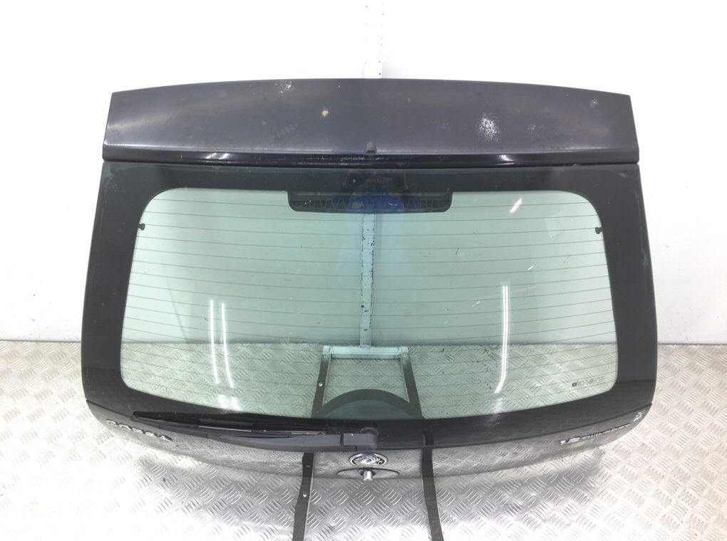 Крышка багажника бу для Opel Corsa C 1.2 i,  2006 г.