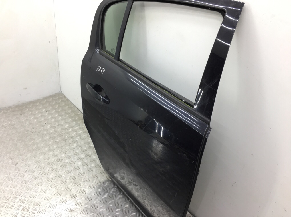 Дверь задняя правая бу для Opel Corsa D 1.2 i, 2009 г. Дверь задняя правая бу для Opel Corsa D 1.2 i, 2009 г.