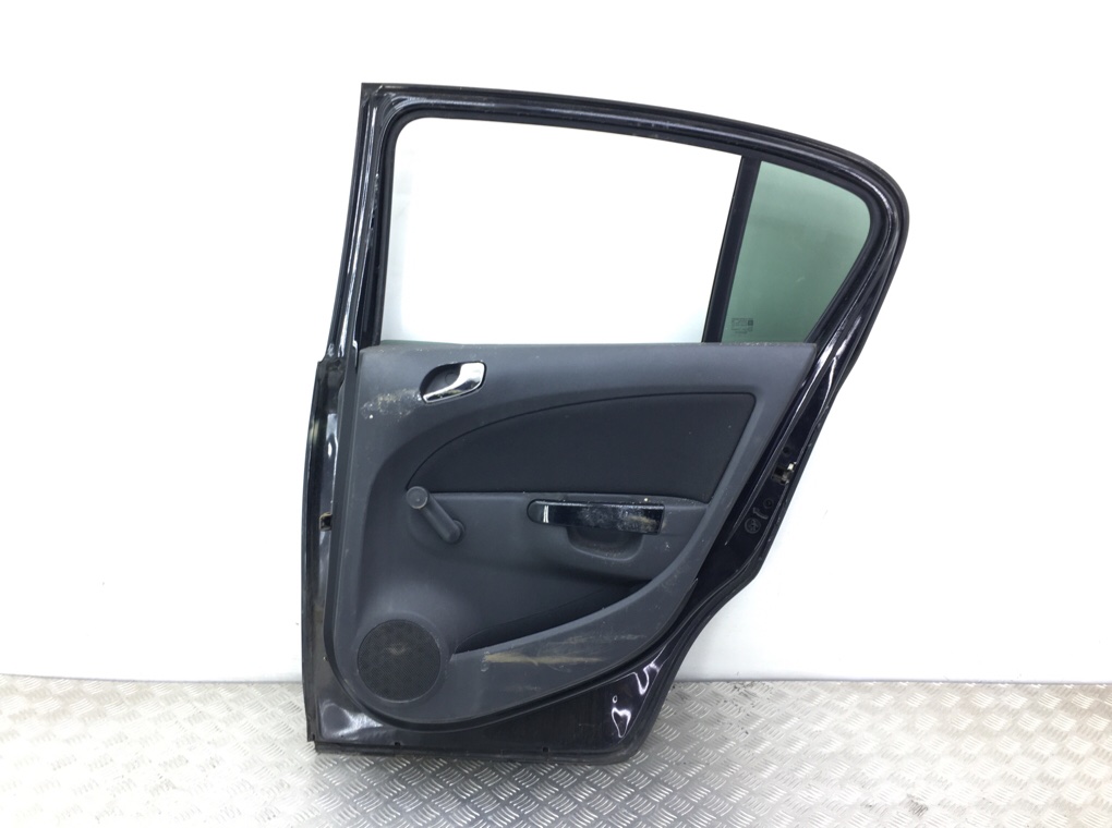 Дверь задняя правая бу для Opel Corsa D 1.2 i, 2009 г. Дверь задняя правая бу для Opel Corsa D 1.2 i, 2009 г.