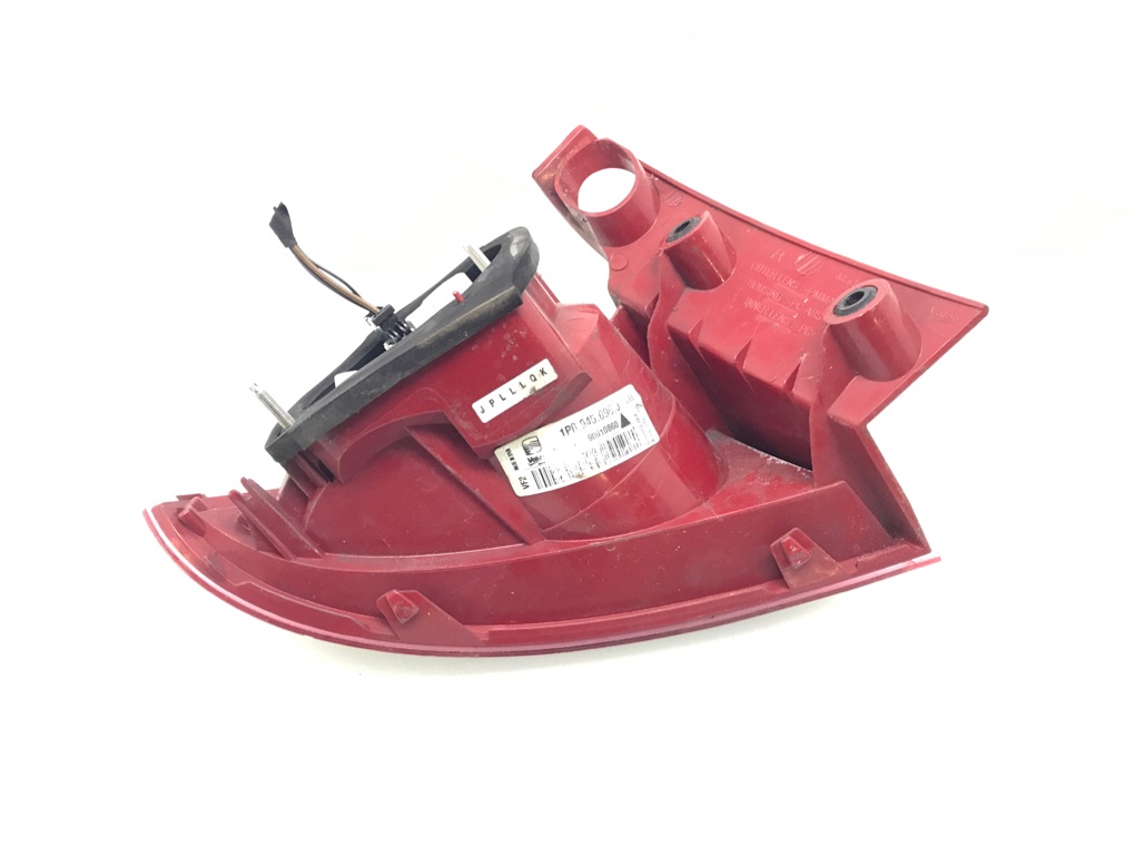 Фонарь задний правый бу для Seat Leon  2.0 TFSI,  2011 г.