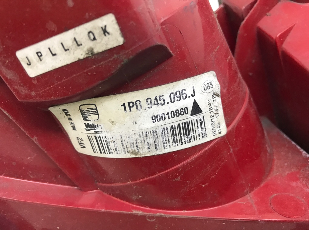 Фонарь задний правый бу для Seat Leon  2.0 TFSI,  2011 г.