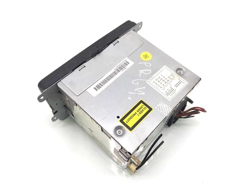 Магнитола бу для Volkswagen Golf 5 1.9 TDi, 2004 г. Магнитола бу для Volkswagen Golf 5 1.9 TDi, 2004 г.