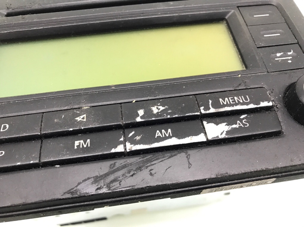 Магнитола бу для Volkswagen Golf 5 1.9 TDi, 2004 г. Магнитола бу для Volkswagen Golf 5 1.9 TDi, 2004 г.