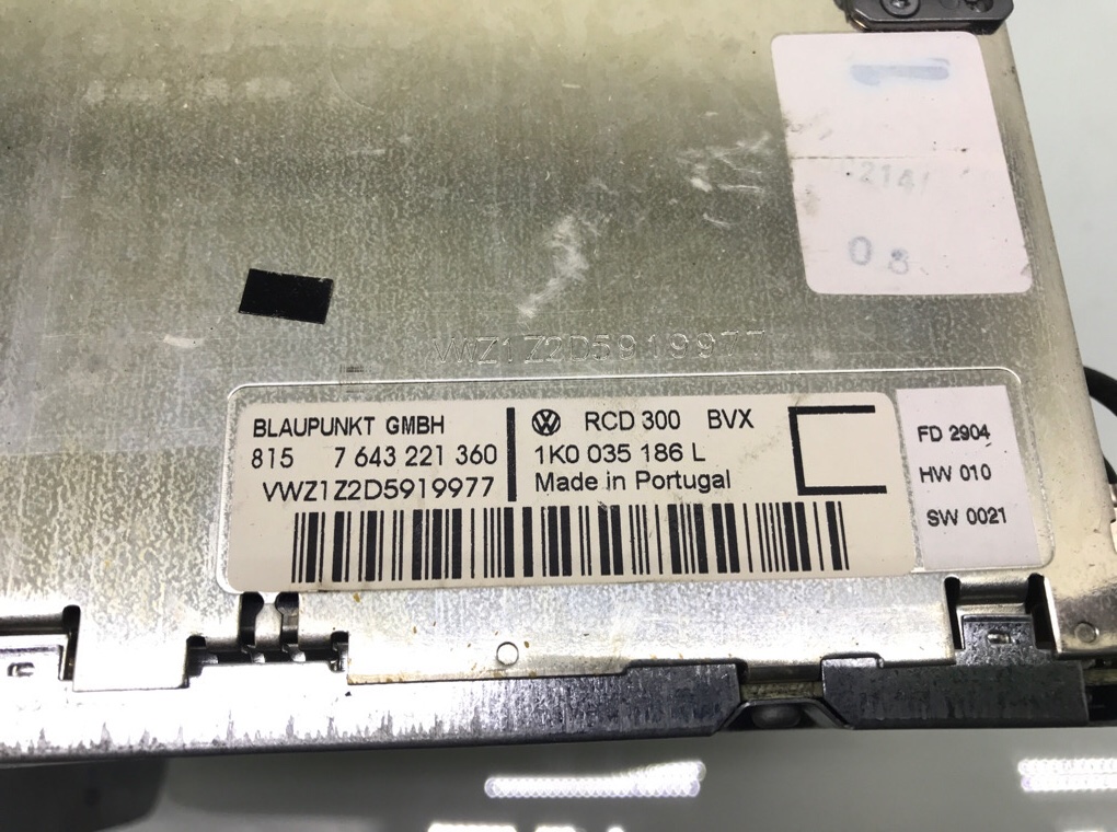 Магнитола бу для Volkswagen Golf 5 1.9 TDi, 2004 г. Магнитола бу для Volkswagen Golf 5 1.9 TDi, 2004 г.