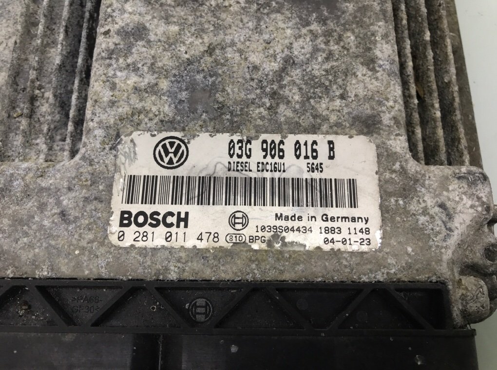 Блок управления двигателем бу для Volkswagen Golf 5 1.9 TDi,  2004 г.