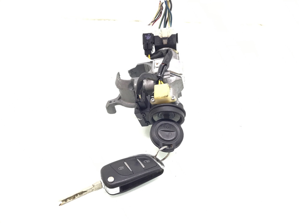 Замок зажигания бу для Mitsubishi Colt  1.3 i,  2009 г.