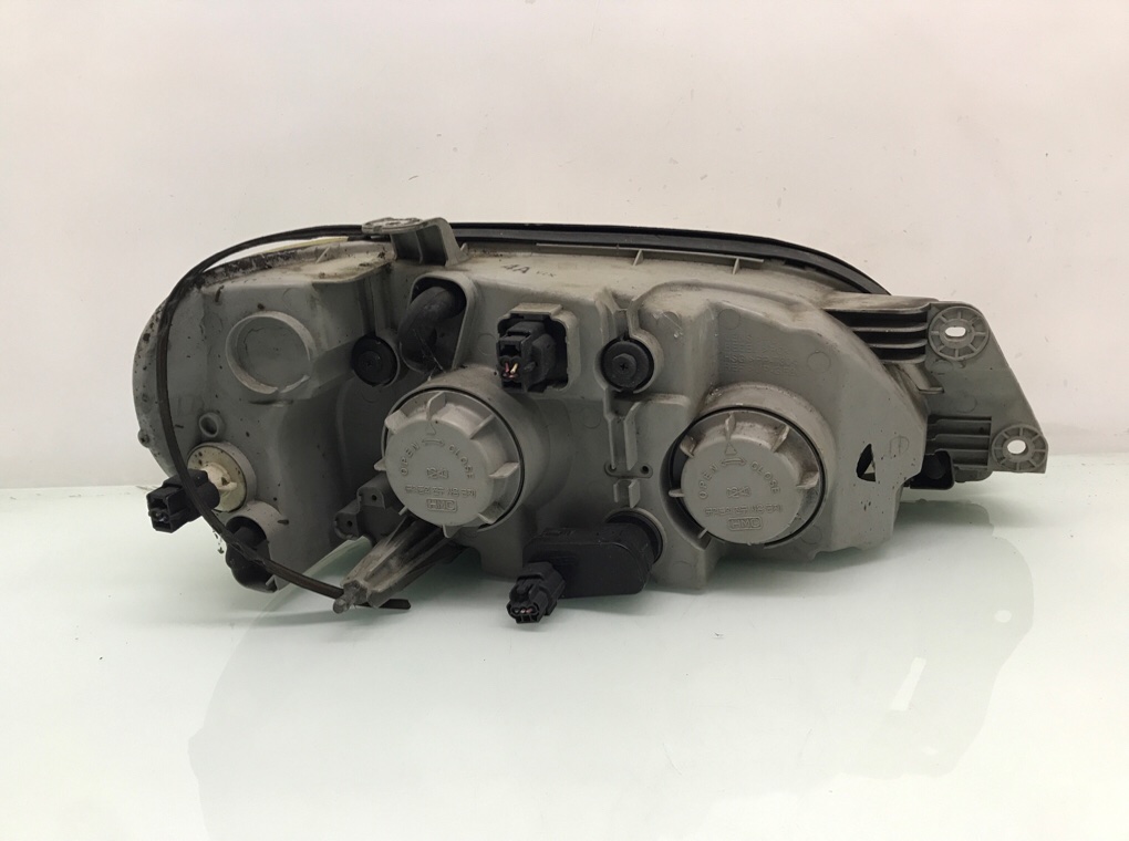 Фара левая бу для Kia Carnival 2.9 CRDi, 2004 г. Фара левая бу для Kia Carnival 2.9 CRDi, 2004 г.