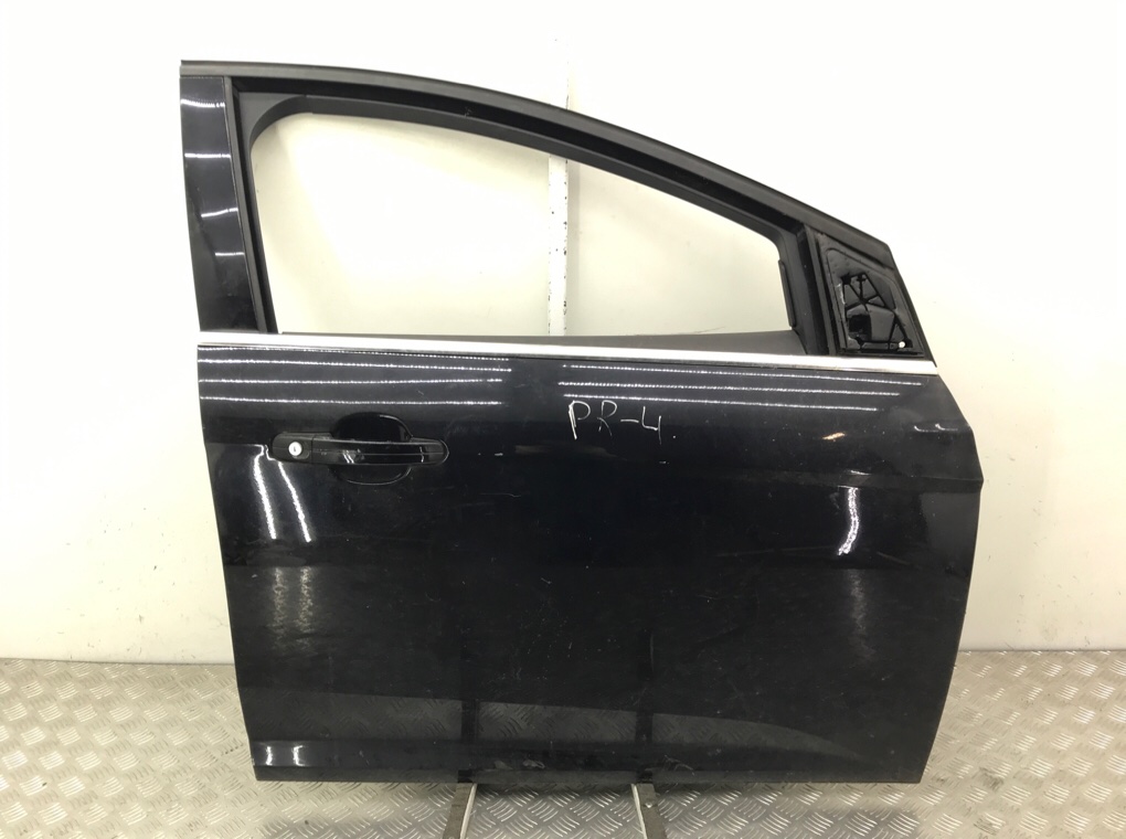 Дверь передняя правая бу для Ford Focus 3 1.0 i, 2013 г.