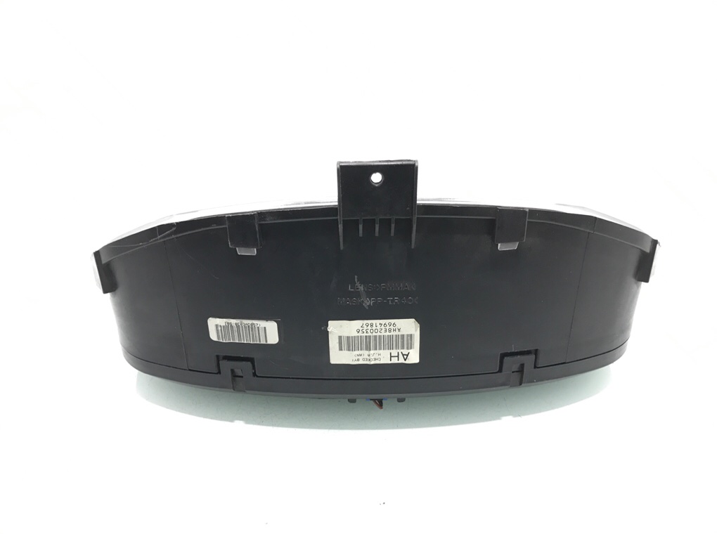 Щиток приборов (приборная панель) бу для Chevrolet Captiva 2.0 CDi, 2008 г. Щиток приборов (приборная панель) бу для Chevrolet Captiva 2.0 CDi, 2008 г.