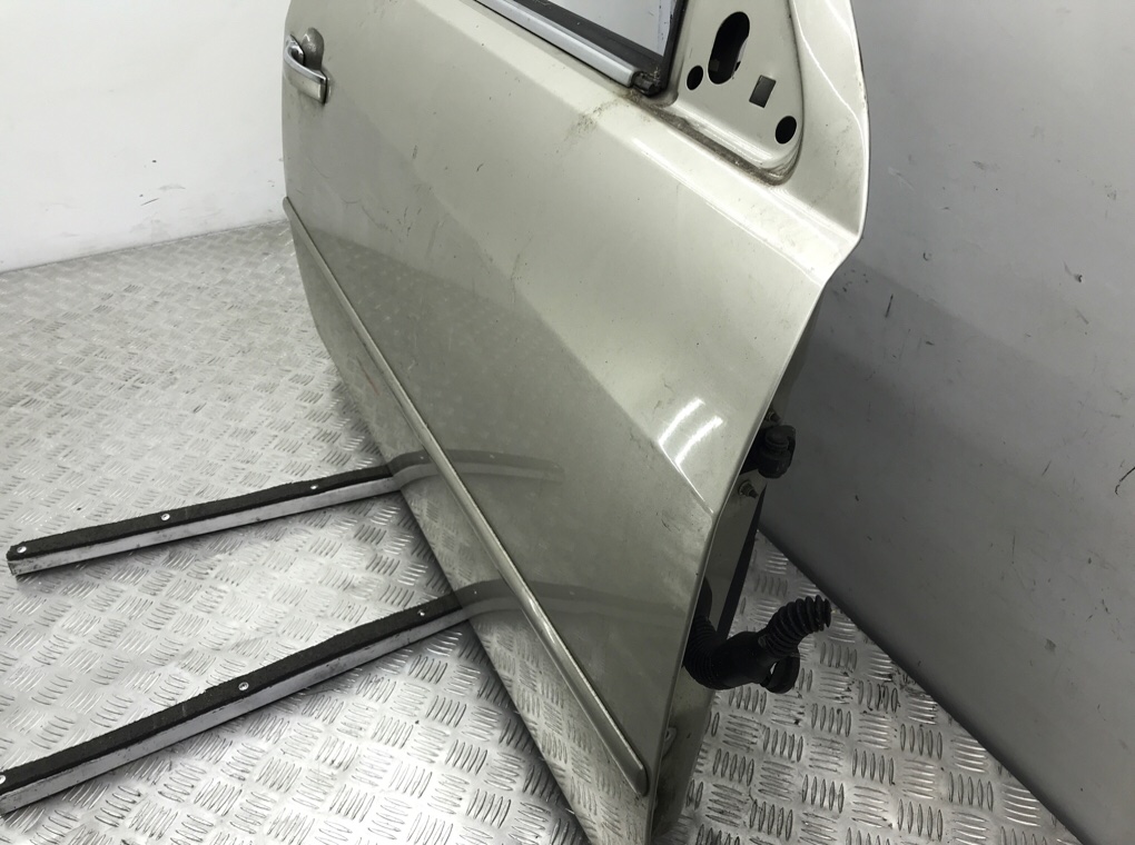 Дверь передняя правая бу для Ford Mondeo 3 2.0 i,  2004 г.