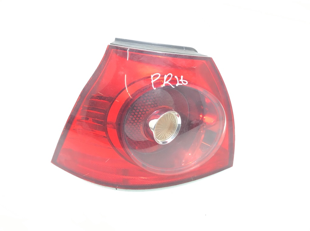 Фонарь задний левый бу для Volkswagen Golf 5 1.9 TDi, 2006 г.