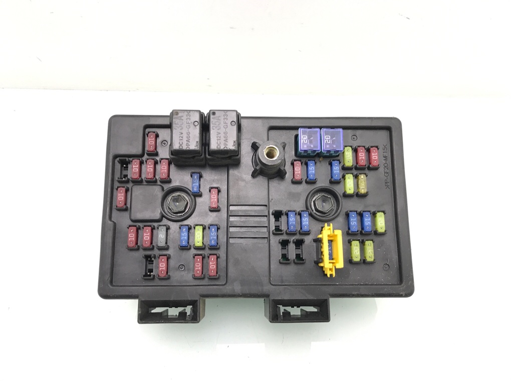 Блок предохранителей бу для Chevrolet Captiva 2.0 CDi, 2008 г.