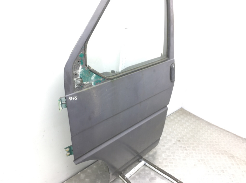 Дверь передняя левая бу для Volkswagen Transporter T4 1.9 TD,  1999 г.