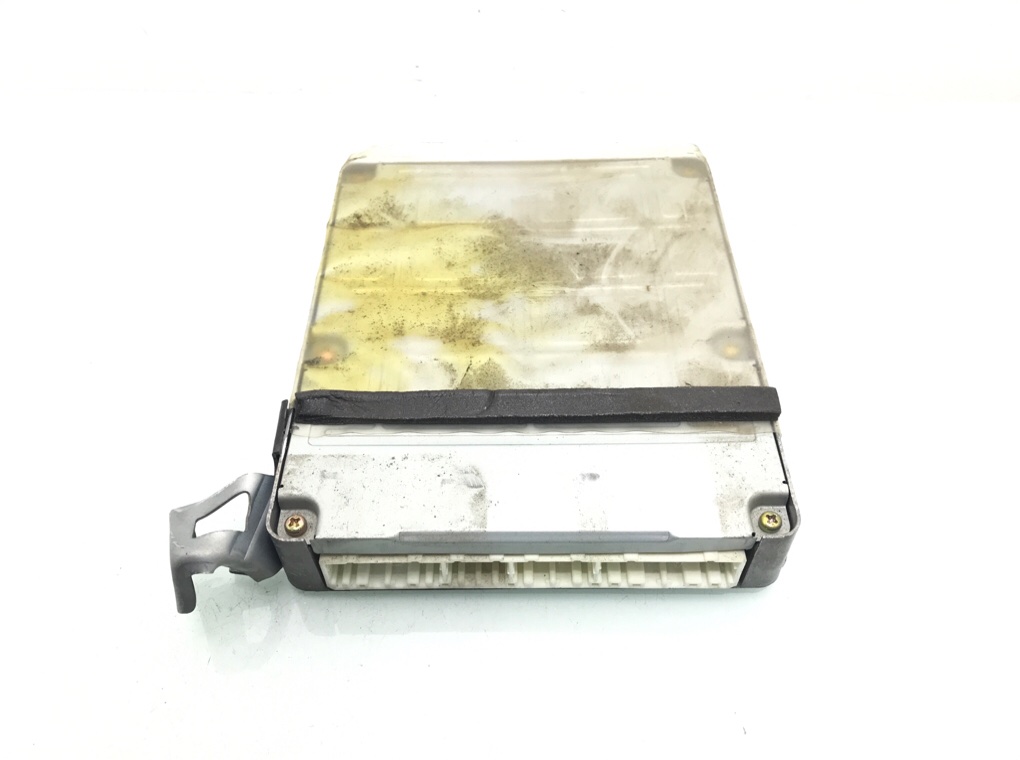 Блок управления двигателем бу для Toyota Yaris Verso  1.3 i,  2001 г.