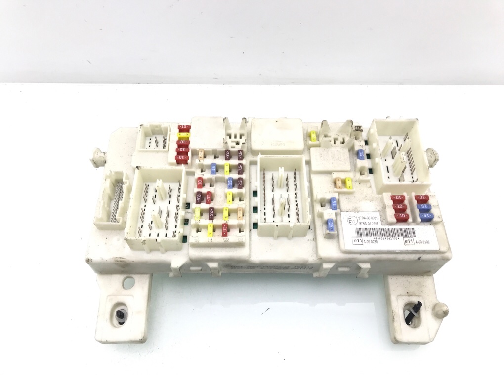 Блок предохранителей бу для Ford Focus 2 1.6 TDCi, 2010 г.