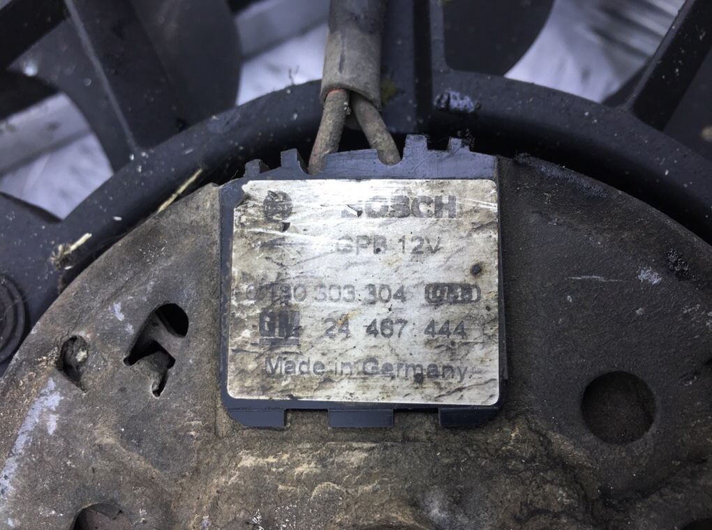 Вентилятор радиатора бу для Opel Zafira B 1.7 CDTi, 2011 г. Вентилятор радиатора бу для Opel Zafira B 1.7 CDTi, 2011 г.