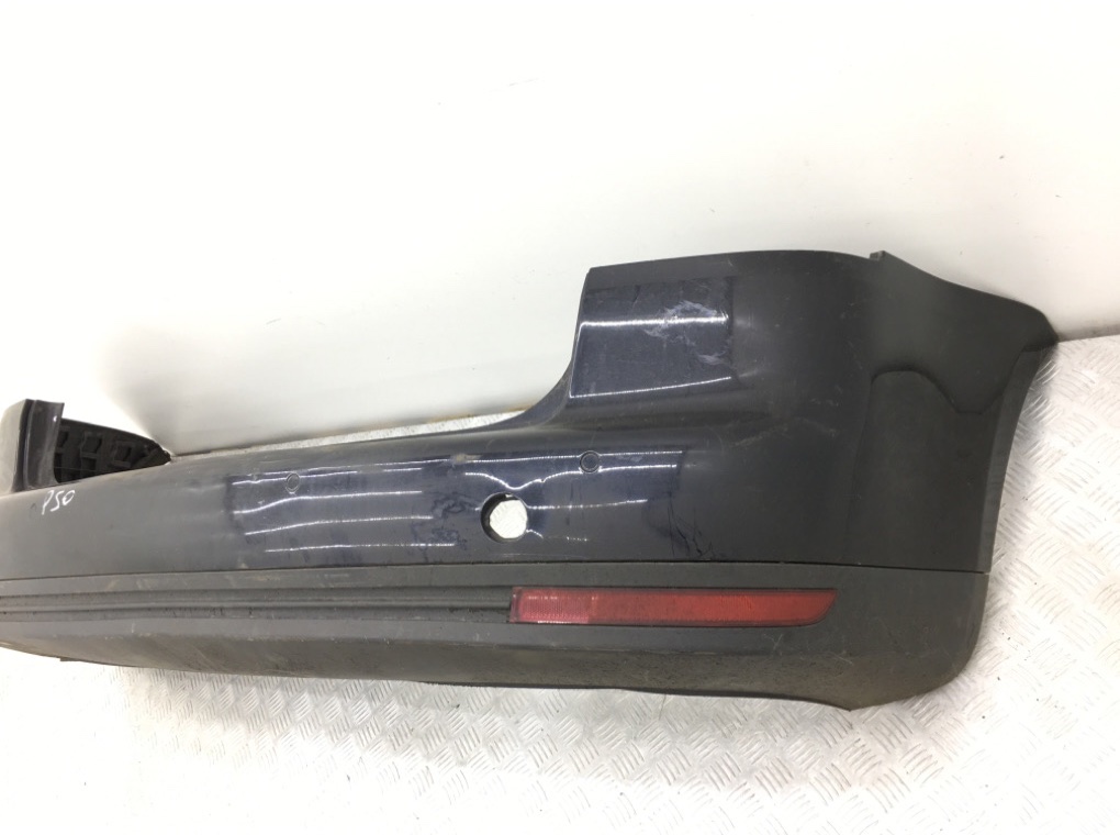 Бампер задний бу для Volkswagen Touran 2.0 TDi, 2007 г. Бампер задний бу для Volkswagen Touran 2.0 TDi, 2007 г.