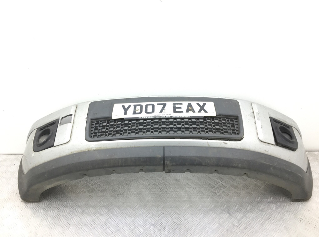 Бампер передний бу для Ford Fusion  1.4 i,  2007 г.