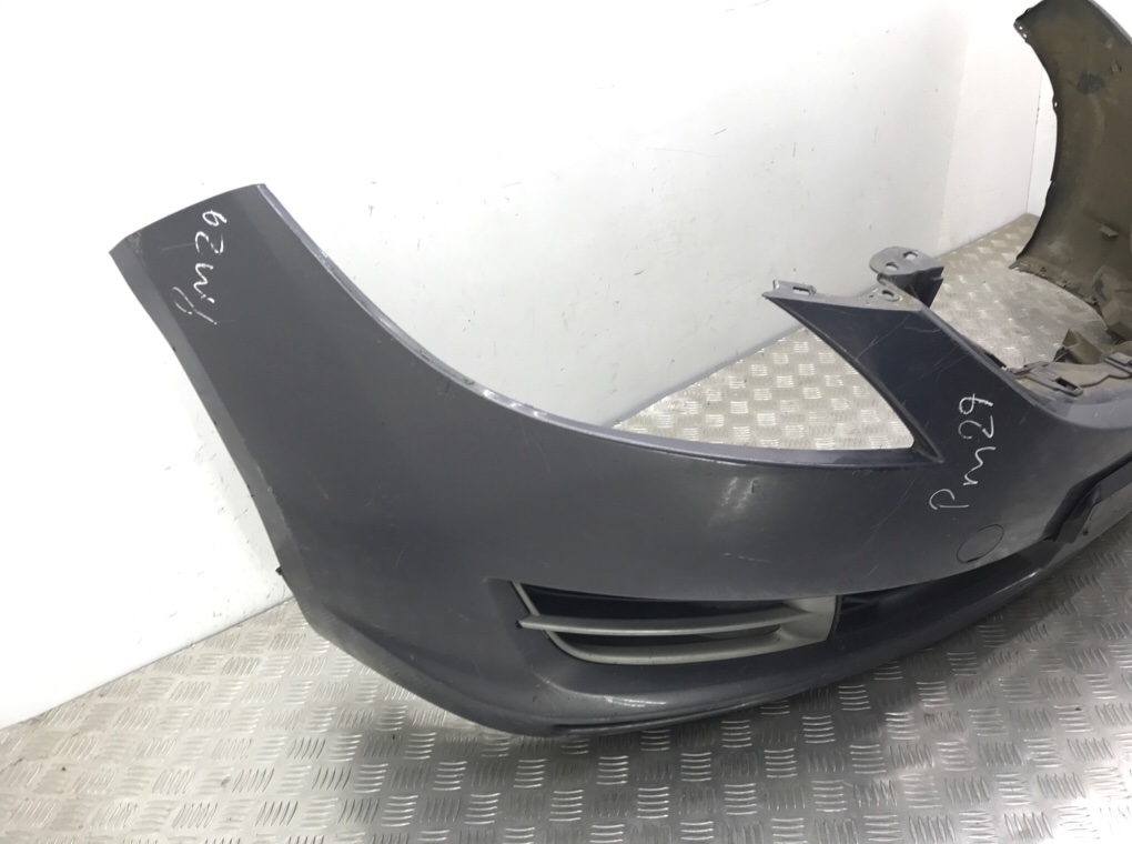 Бампер передний бу для Mazda 6   2.0 i,  2009 г.