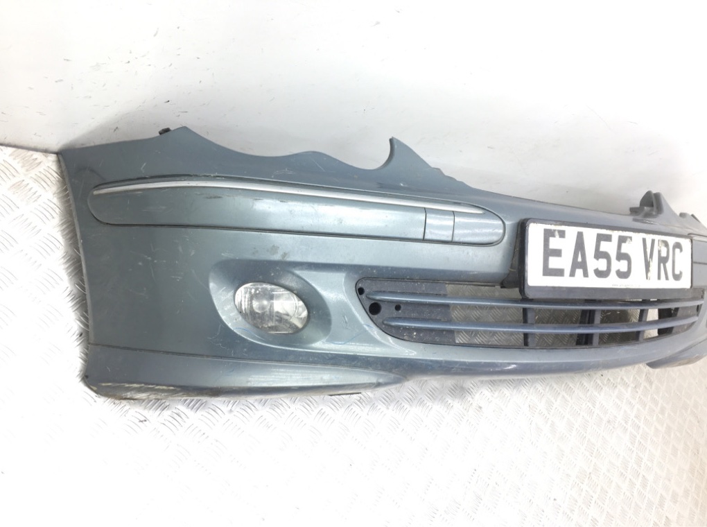 Бампер передний бу для Mercedes C W203 2.2 CDi,  2005 г.