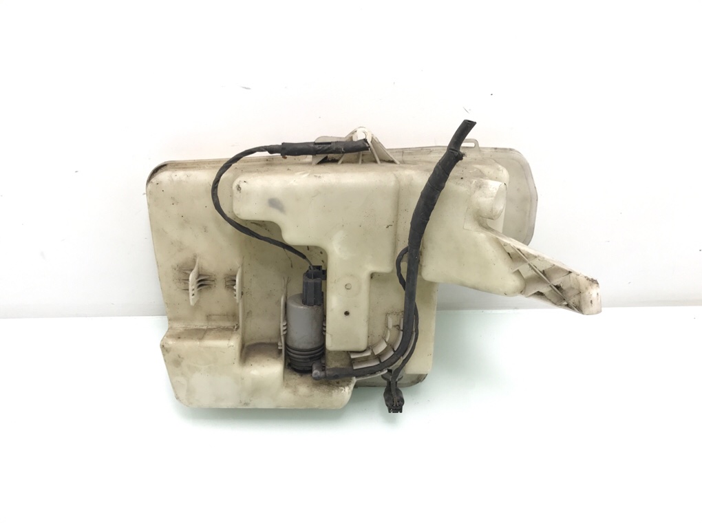 Бачок омывателя бу для BMW 5 E60/E61 3.0 TD,  2006 г.