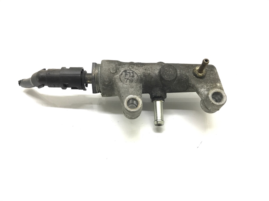 Регулятор давления топлива бу для Opel Zafira B 1.9 CDTi,  2006 г.