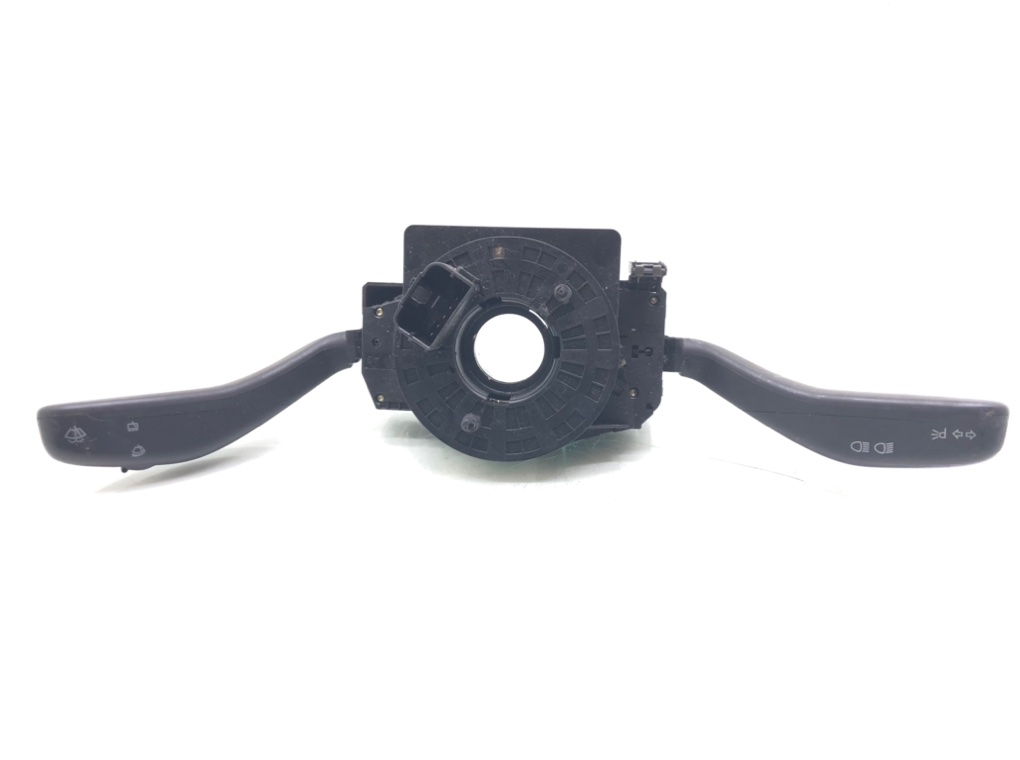 Переключатель подрулевой (стрекоза) бу для Volkswagen Polo 4 1.2 i,  2003 г.