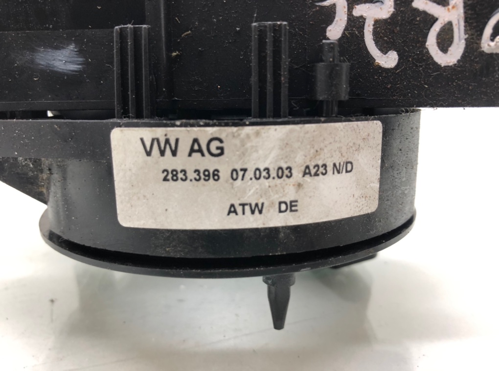 Переключатель подрулевой (стрекоза) бу для Volkswagen Polo 4 1.2 i,  2003 г.