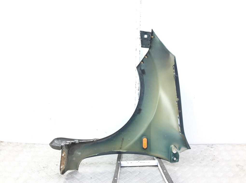 Крыло переднее правое бу для Ford Fiesta 5 1.4 i,  2002 г.