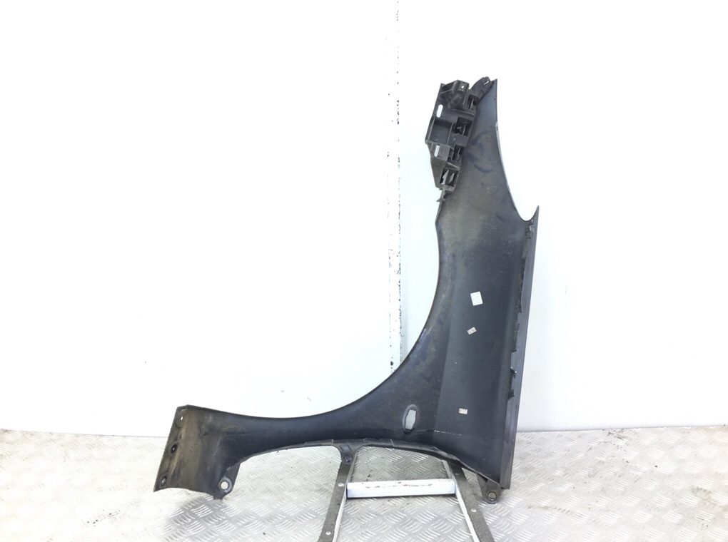 Крыло переднее правое бу для Peugeot 307  1.6 i,  2007 г.