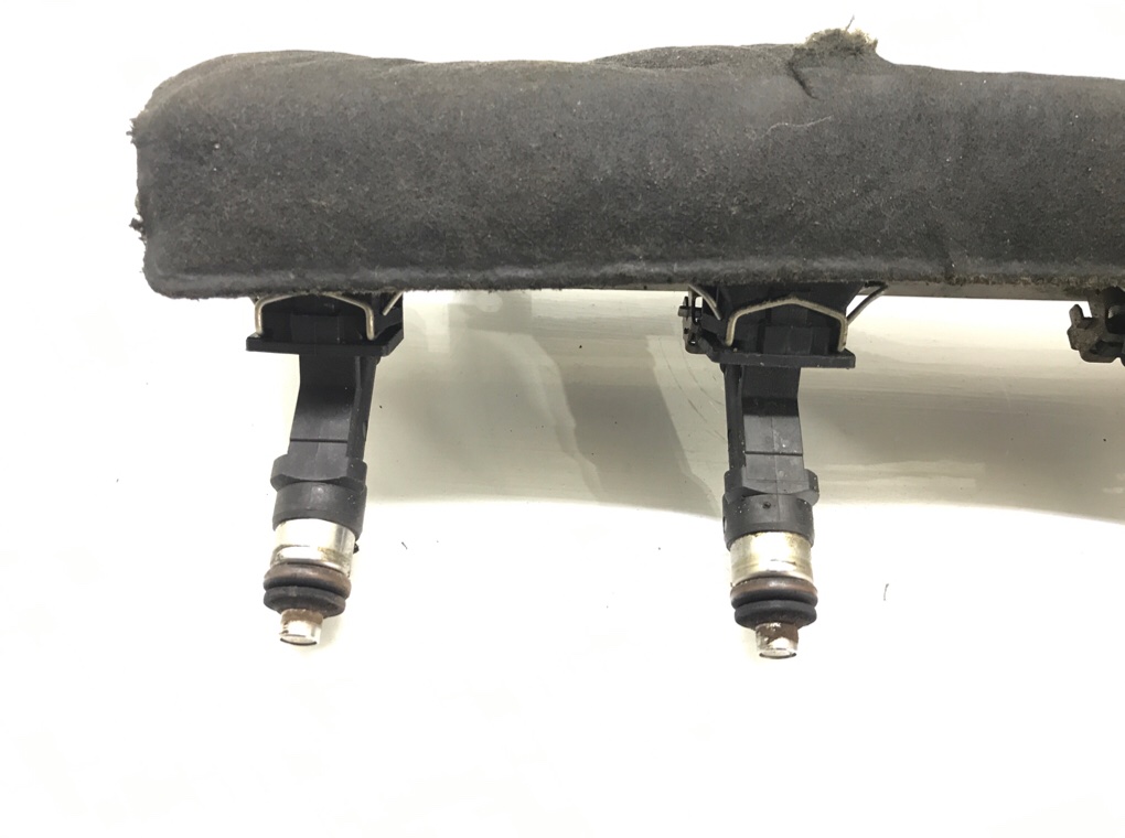 Топливная рампа бу для Opel Corsa D 1.2 i,  2009 г.