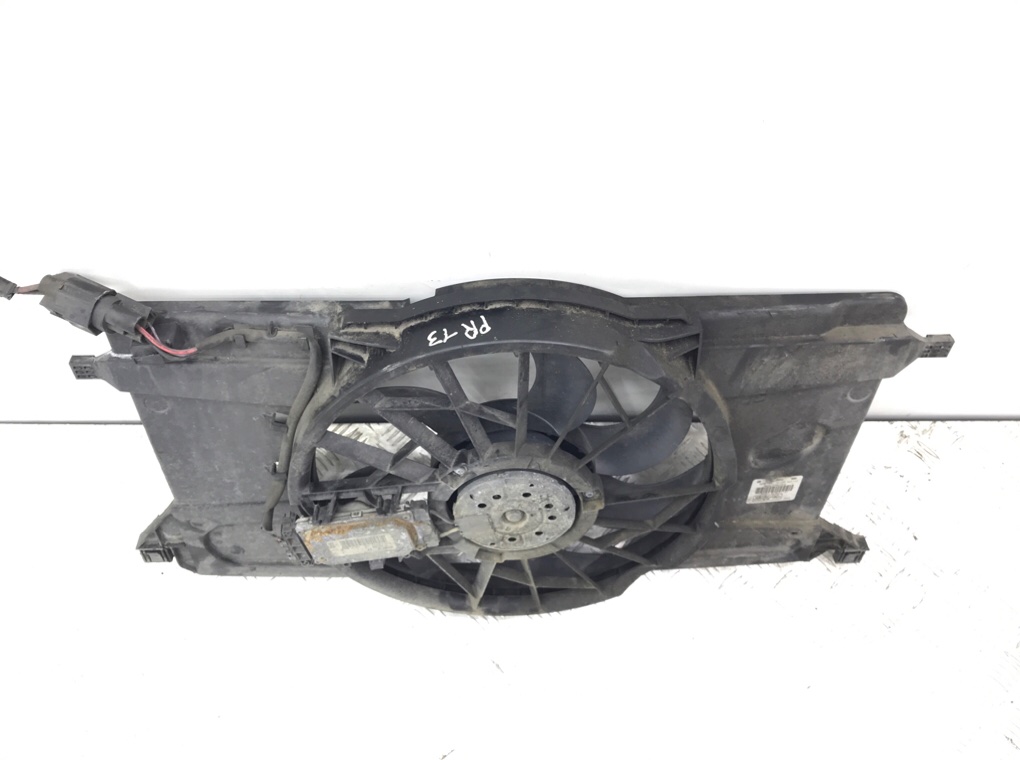 Вентилятор радиатора бу для Ford Focus 2 2.0 TDCi,  2008 г.