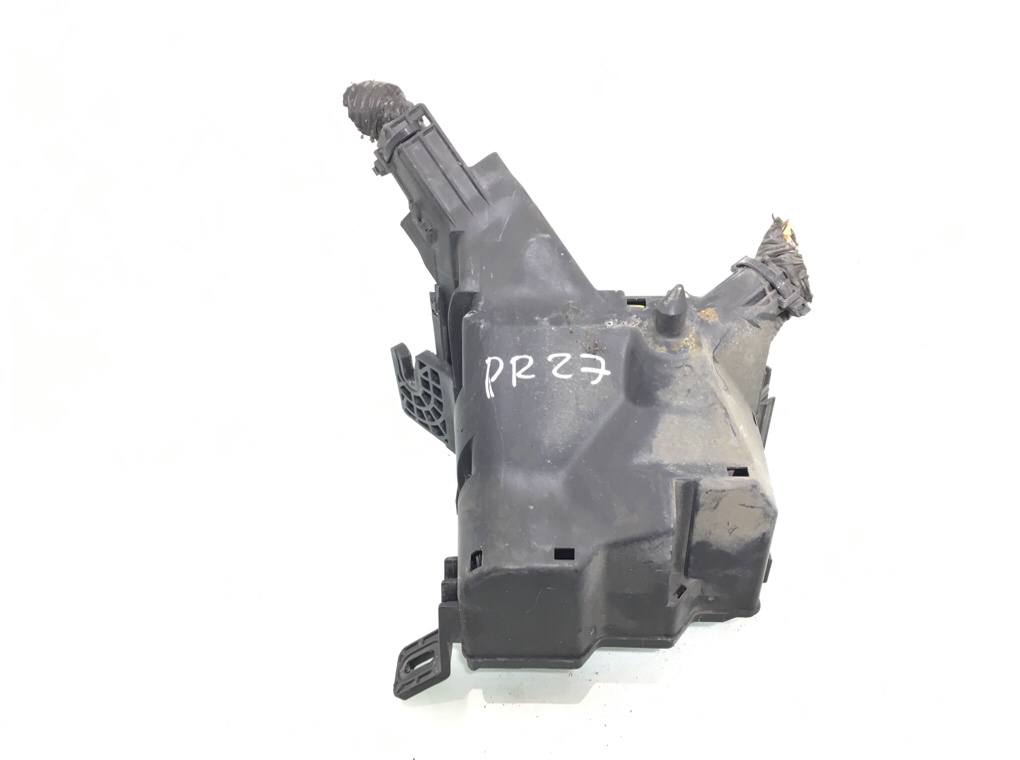 Блок предохранителей бу для Ford Fiesta 6 1.4 TDCi,  2009 г.