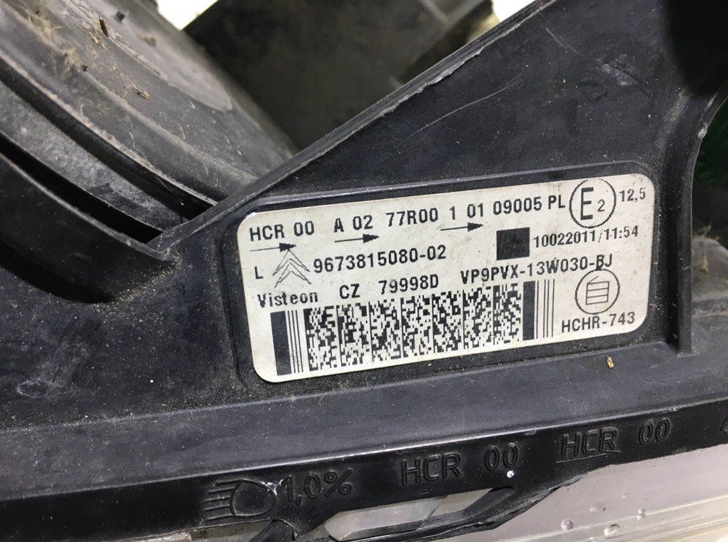 Фара левая бу для Citroen C3  1.6 HDi,  2011 г.